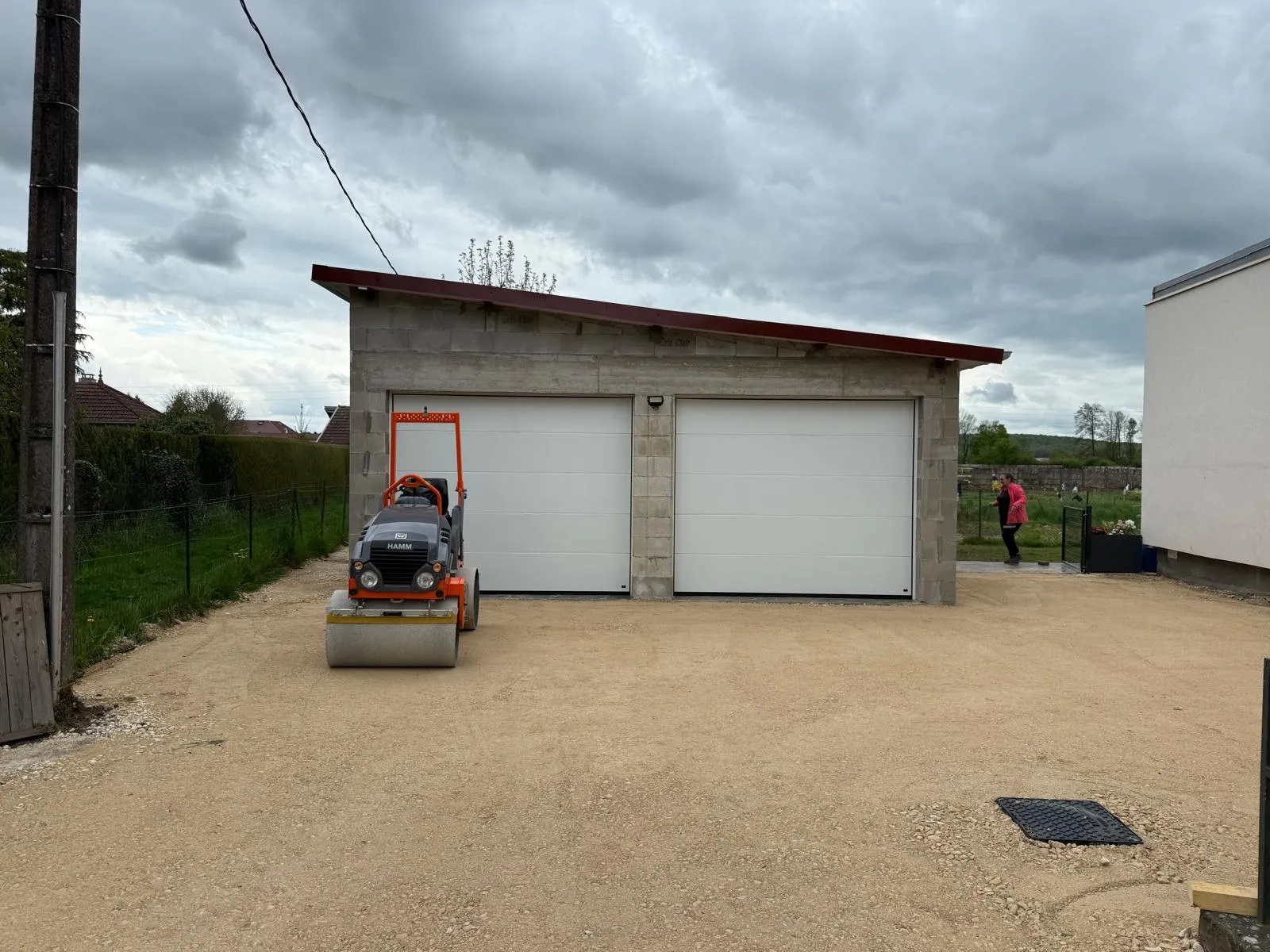 Garage double avec charpente monopente à Lure — Maçonnerie Altan