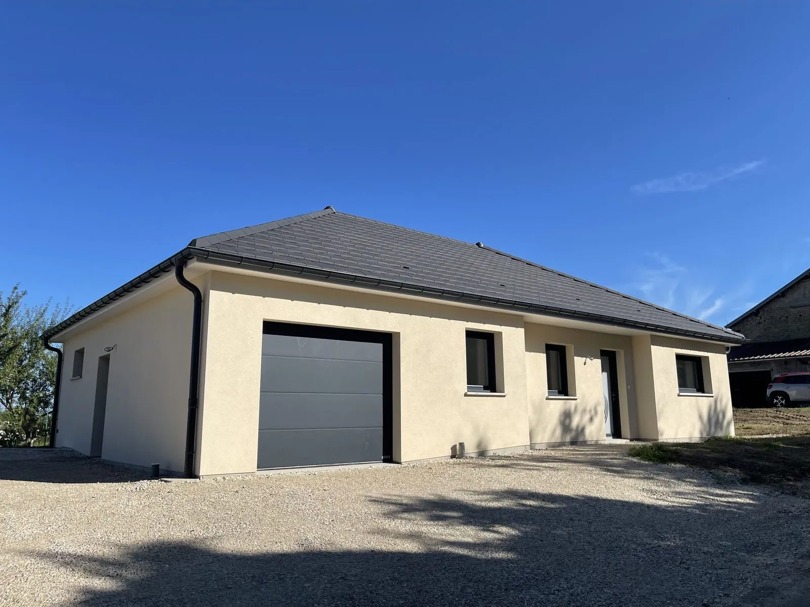 Maison neuve de plain-pied de 103 m² à Dampierre-lès-Conflans (70), gros œuvre — Maçonnerie Altan